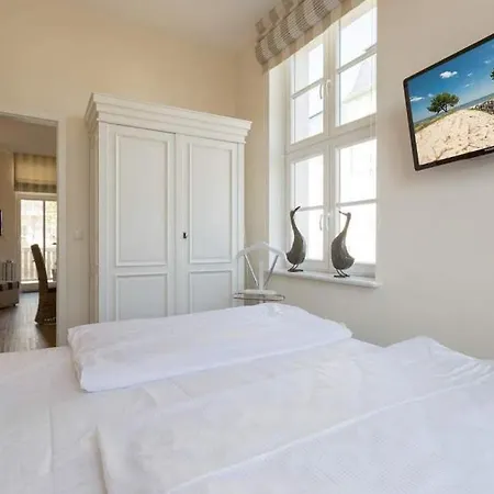 Waldschloss, App 04 *