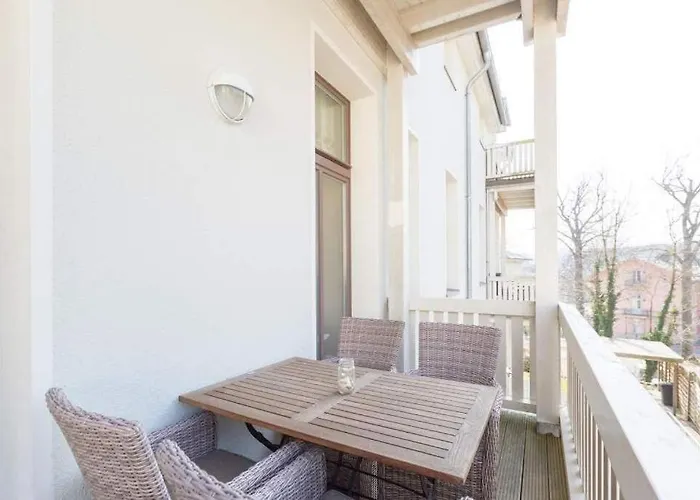 Waldschloss, App 04 *